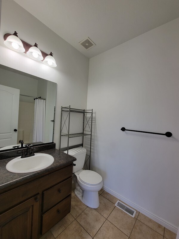 Building Photo - 12974 Kollman Ct