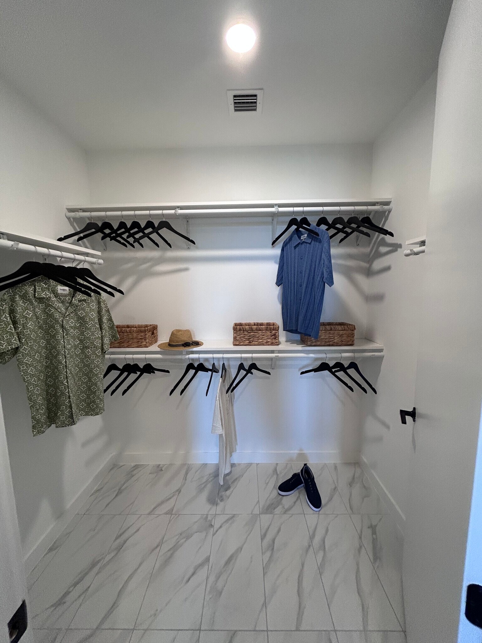 Building Photo - 2362 NE 172nd St