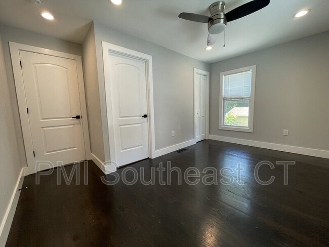 Building Photo - 5 Hunters Rd