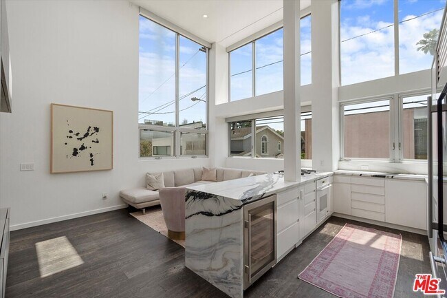 Building Photo - 483 Carroll Canal Ct