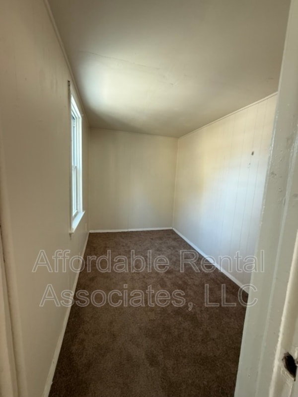 Building Photo - 1817 S 16th St