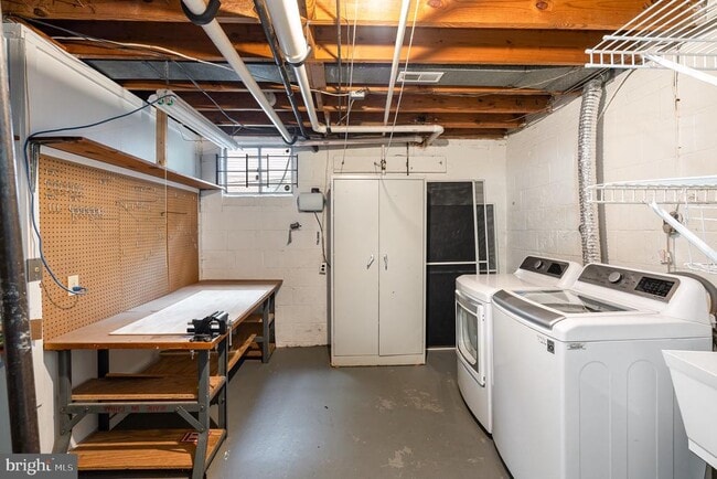 Building Photo - 10317 Cardinal Rd