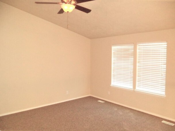 Building Photo - 2344 N Ayrshire Pl