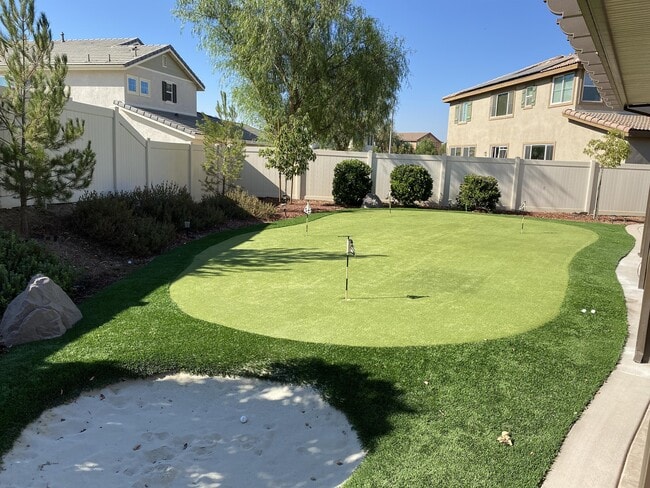 Building Photo - 29537 Glenneyre Way