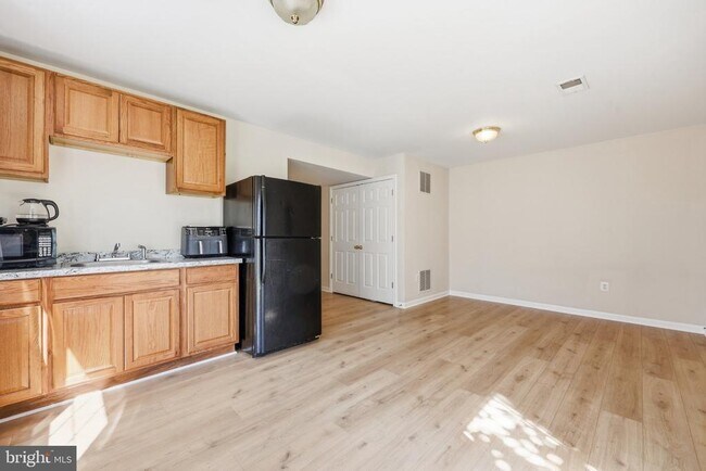 Building Photo - 14257 Hunters Run Way