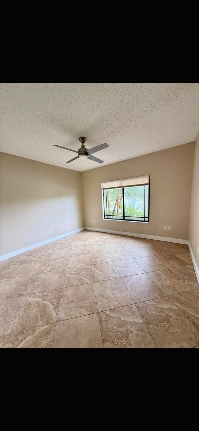 Building Photo - 2916 Tuscany Ct