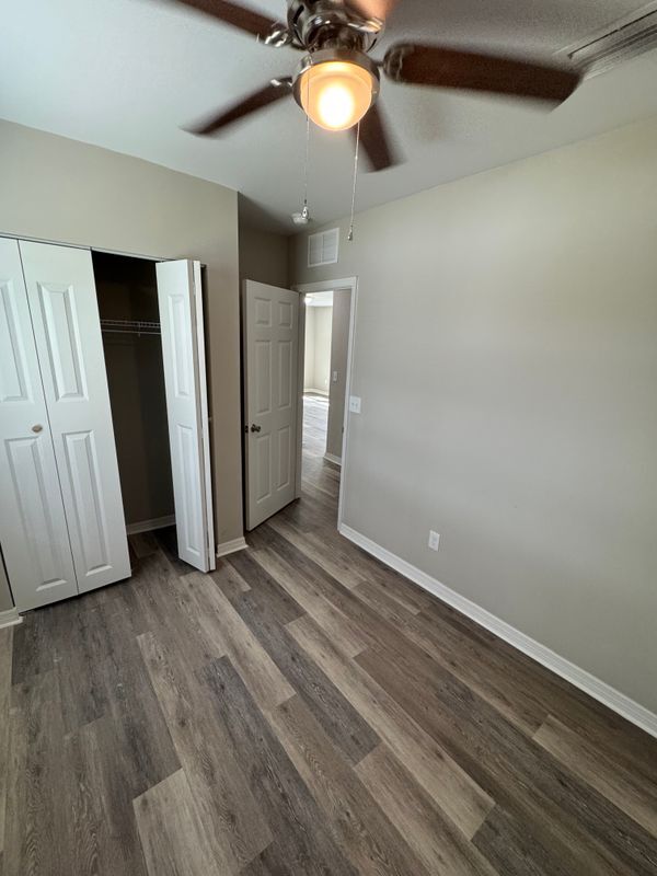 Building Photo - 5134 Dodge Rd