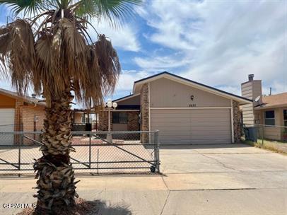 Primary Photo - 2637 Lake Victoria Dr