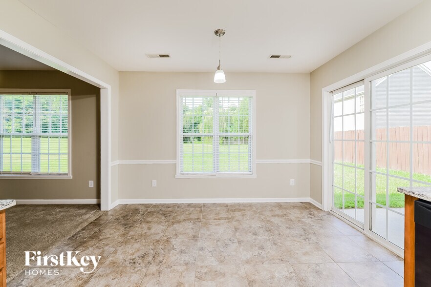 Building Photo - 5122 Fiddlers Run Dr