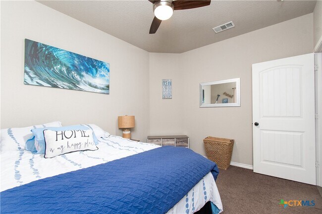 Building Photo - 6506 Castle Gap Dr