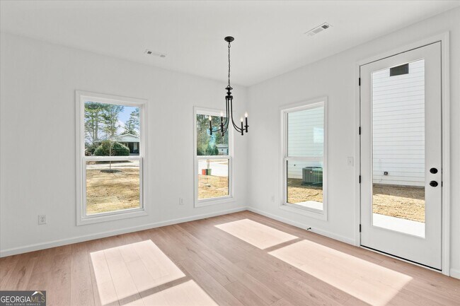 Building Photo - 105 Carroll Cir