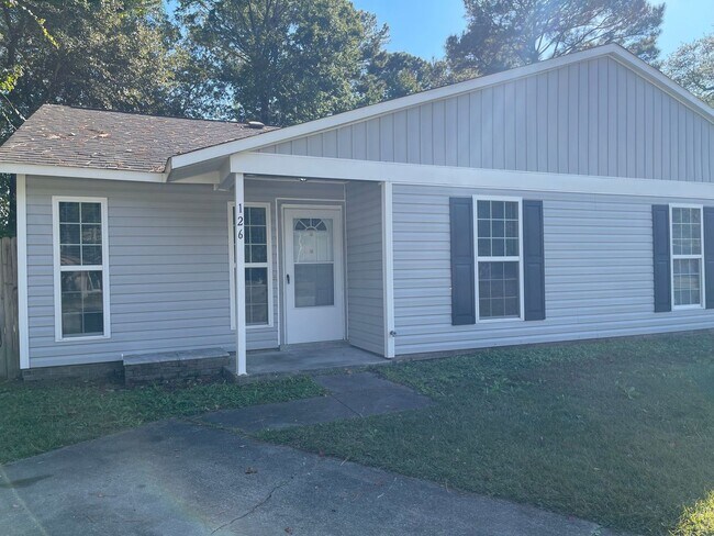 Primary Photo - 2 bedroom, 1 bath Duplex