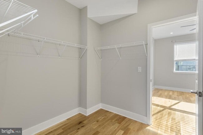 Building Photo - 912 Ellsworth St