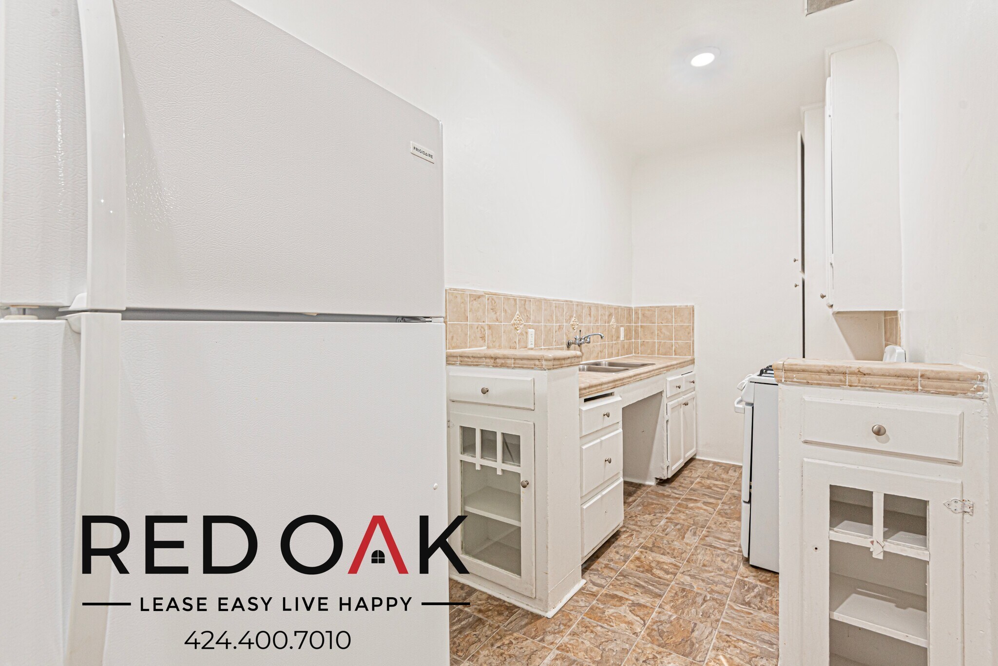 Building Photo - 706 N St Andrews Pl