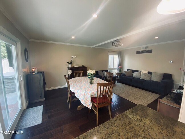 Building Photo - 1427 Cheswick Pl