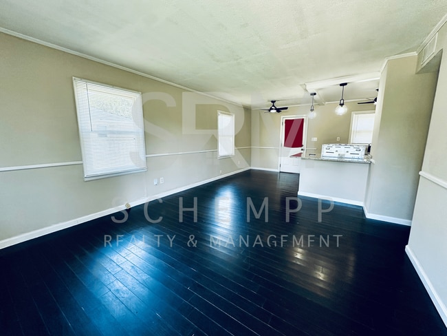 Building Photo - 2506 Fureen Dr
