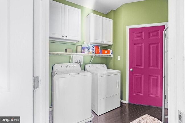 Building Photo - 206 Markham Ct