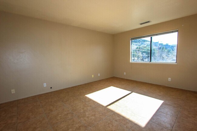Building Photo - 351 S Marina St