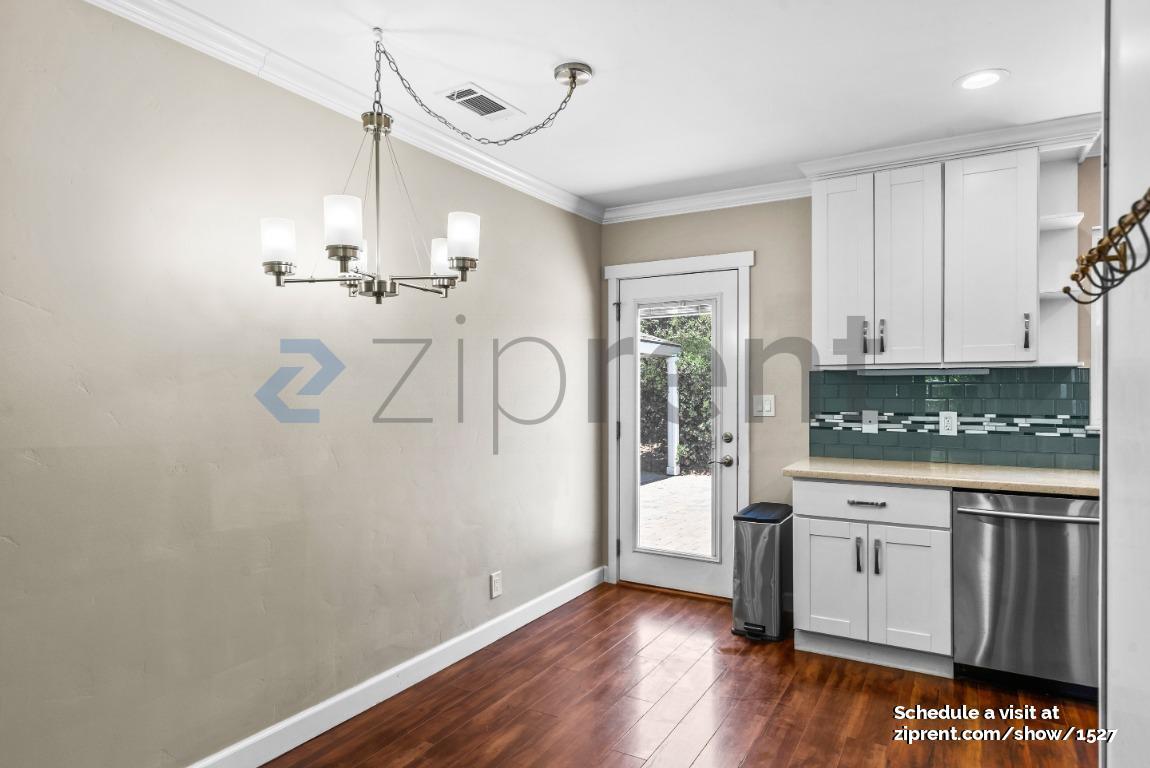 Building Photo - 1133 Lovell Ave