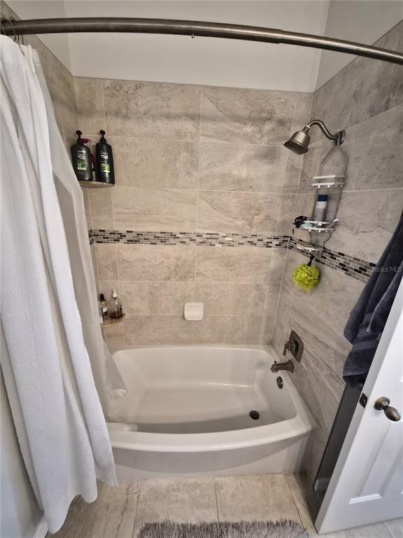 Building Photo - 658 Green Valley Rd