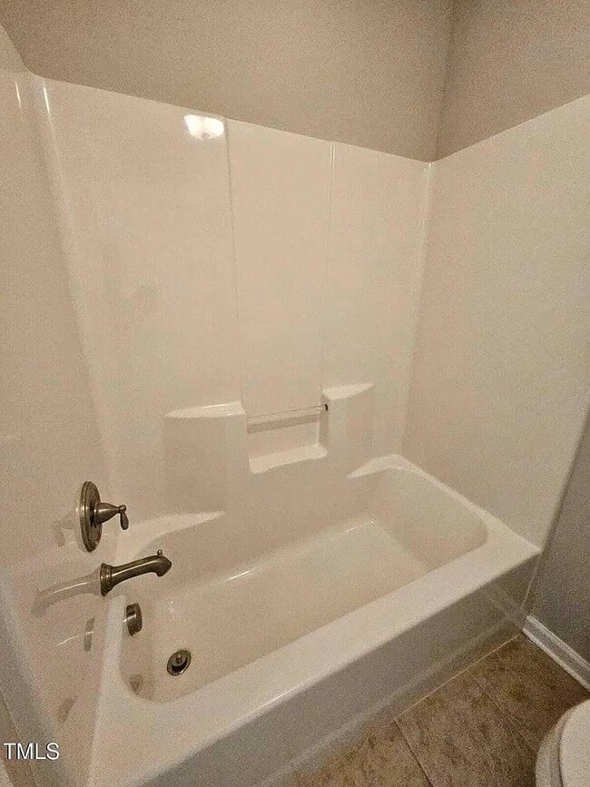 Building Photo - Single family home