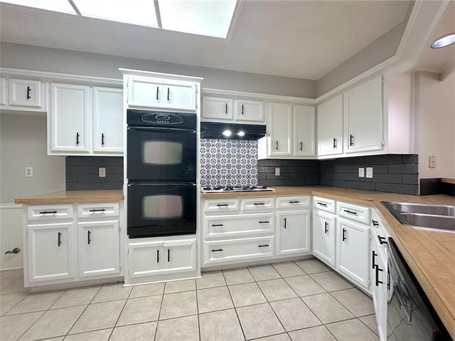 Building Photo - 1706 Hanover Dr