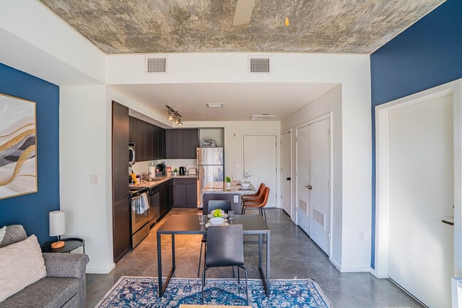 Building Photo - 914 N 4th St