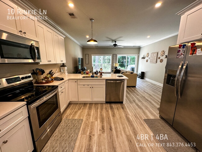 Building Photo - 10 Los Robles Rd