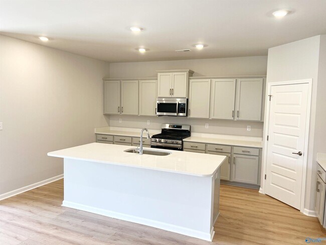 Building Photo - 11073 Wayland Rdg Dr