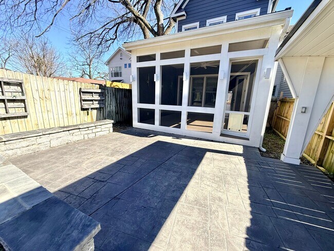 Building Photo - MAY SPECIAL!!  1/2 off 1st full month of rent! This is 12 South living at its finest.