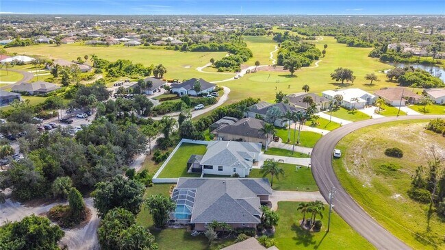 Building Photo - 26 Medalist Way