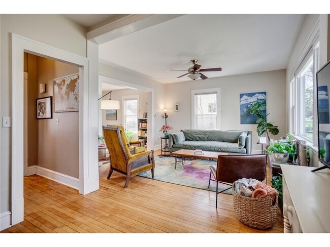 Building Photo - 3521 Girard Ave S