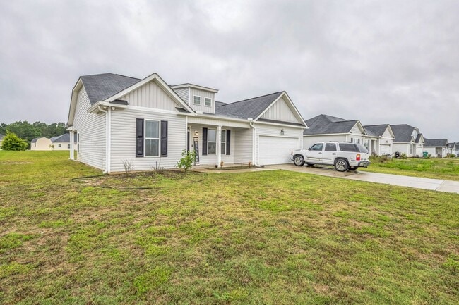 Building Photo - Charming 3BR House in Warrenville