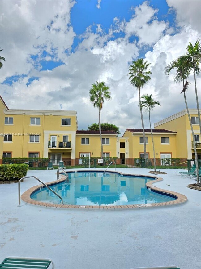 Primary Photo - 12635 SW 91st St