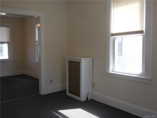 Building Photo - 458 Westchester Ave