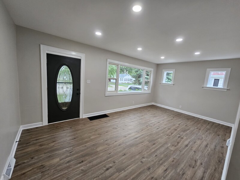 Building Photo - 15316 S Corbin St