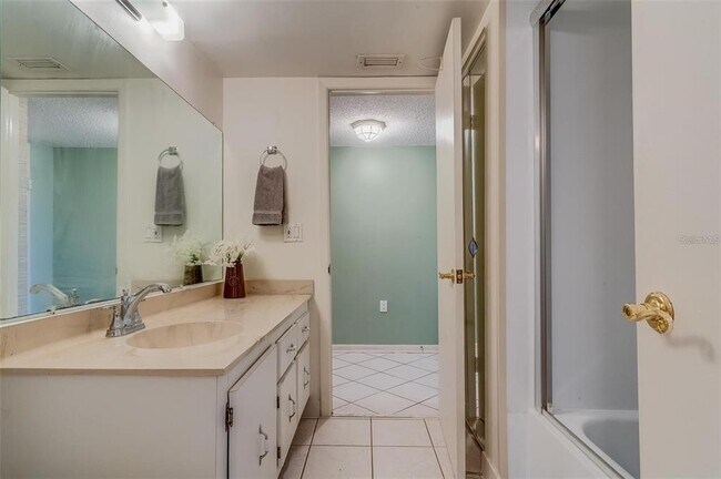 Building Photo - 4902 38th Way S