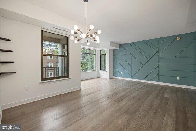 Building Photo - 2425 L St NW