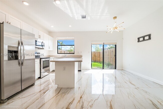 Building Photo - 28725 SW 133rd Path