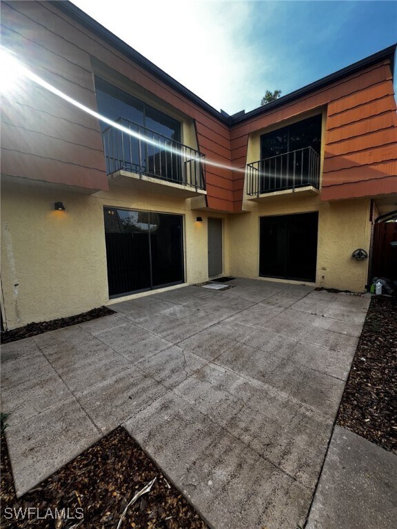 Building Photo - 1702 Park Meadows Dr