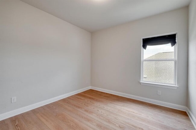 Building Photo - 4304 Allenbrook Dr