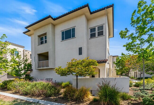 Building Photo - 1205 Calle Seabass