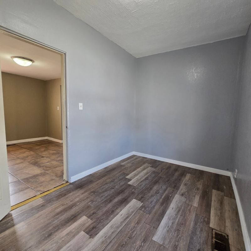 Building Photo - 732 S Colorado Ave