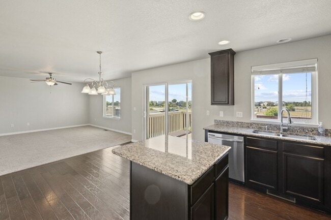 Building Photo - 9432 Beryl Dr