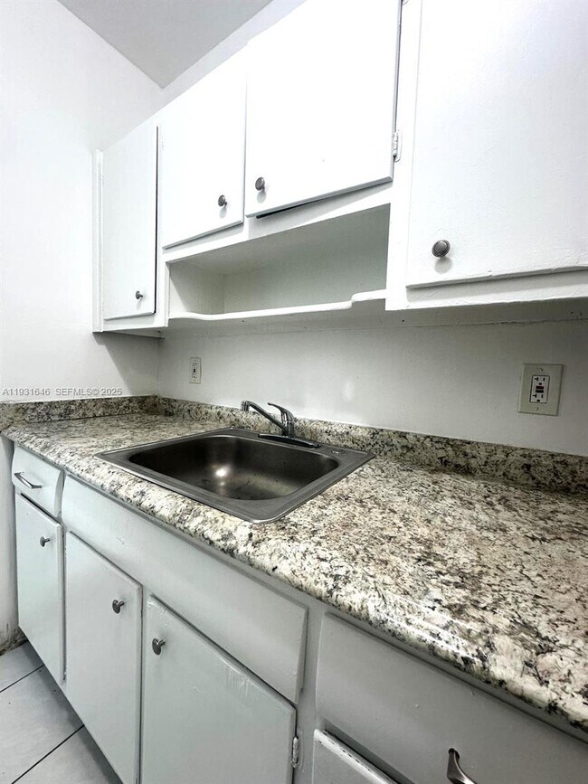 Building Photo - 7291 Gary Ave