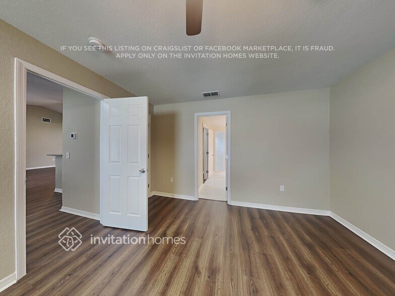 Building Photo - 5523 Oakford Dr