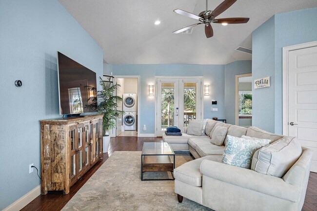 Building Photo - 4336 Belle Vista Dr