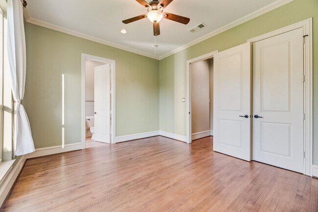 Building Photo - Exquisite 1.3-Acre French-Style Estate by Alford Custom Homes – Available for Lease!