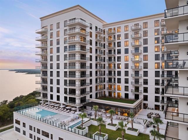 Primary Photo - 3111 Sunset Blvd