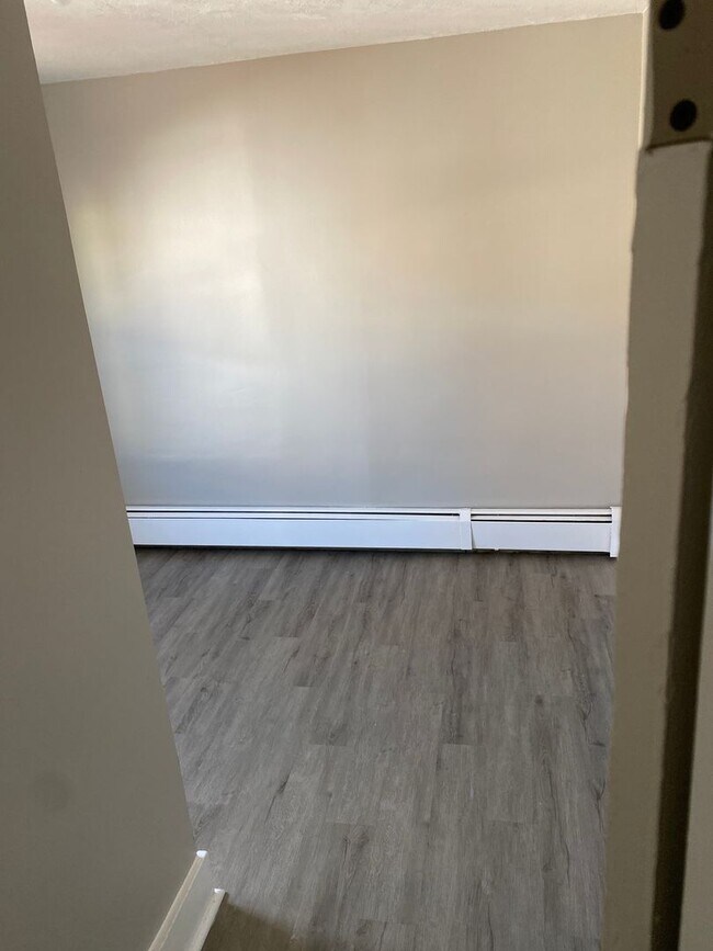 Building Photo - 418-420 St Frances Cabrini